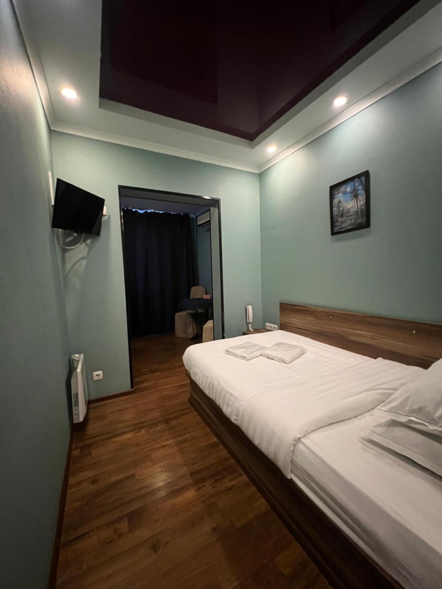 Salut Hotel Μπισκέκ Εξωτερικό φωτογραφία