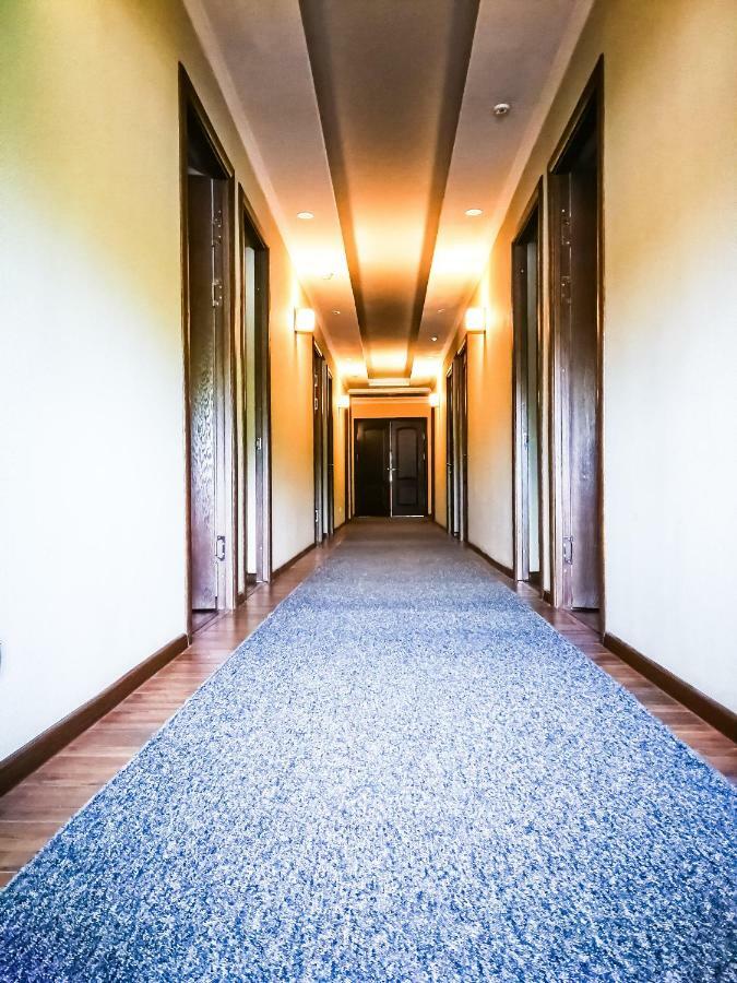 Salut Hotel Μπισκέκ Εξωτερικό φωτογραφία